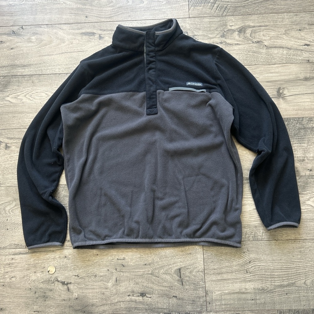 Columbia Black and Gray Fleece